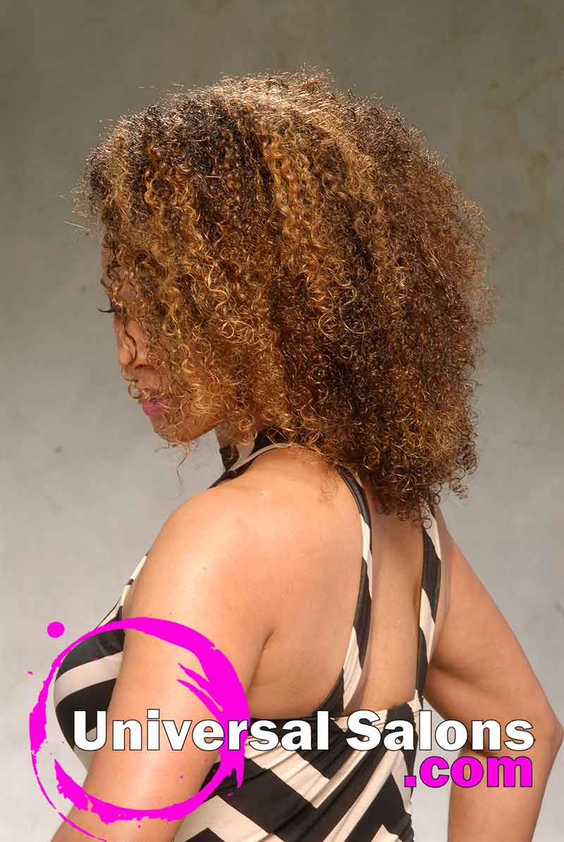 This Curly Natural Hairstyle is Versatile and Chic (4)